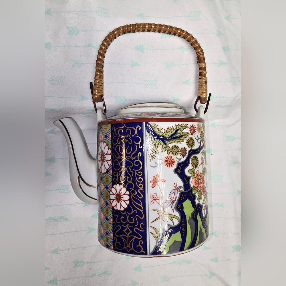 Vintage IMARI Teapot- Artmark